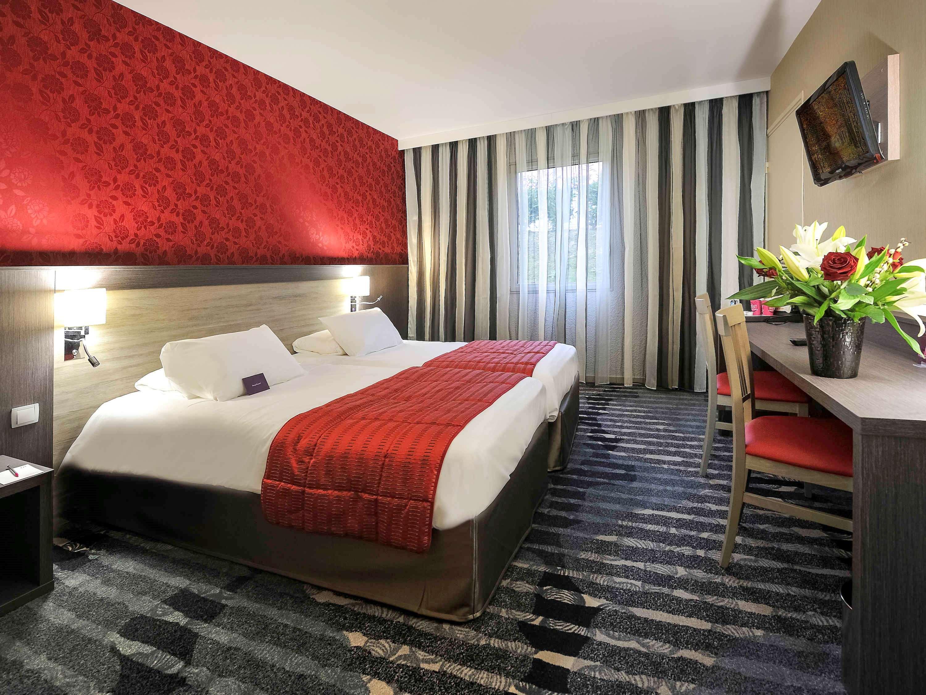 Mercure Rouen Val De Reuil Валь-де-Рёй Экстерьер фото