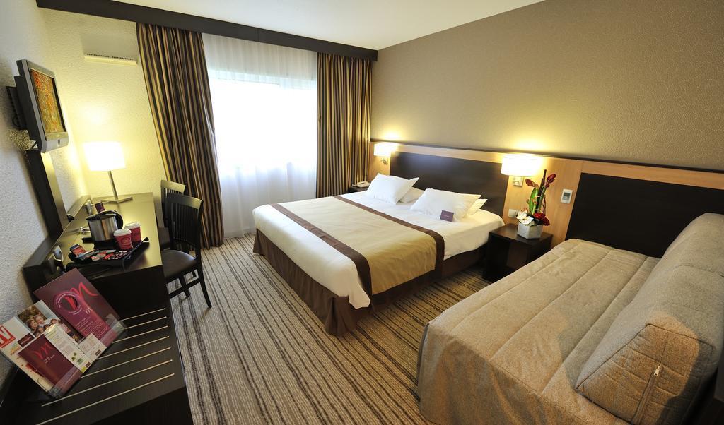 Mercure Rouen Val De Reuil Валь-де-Рёй Экстерьер фото