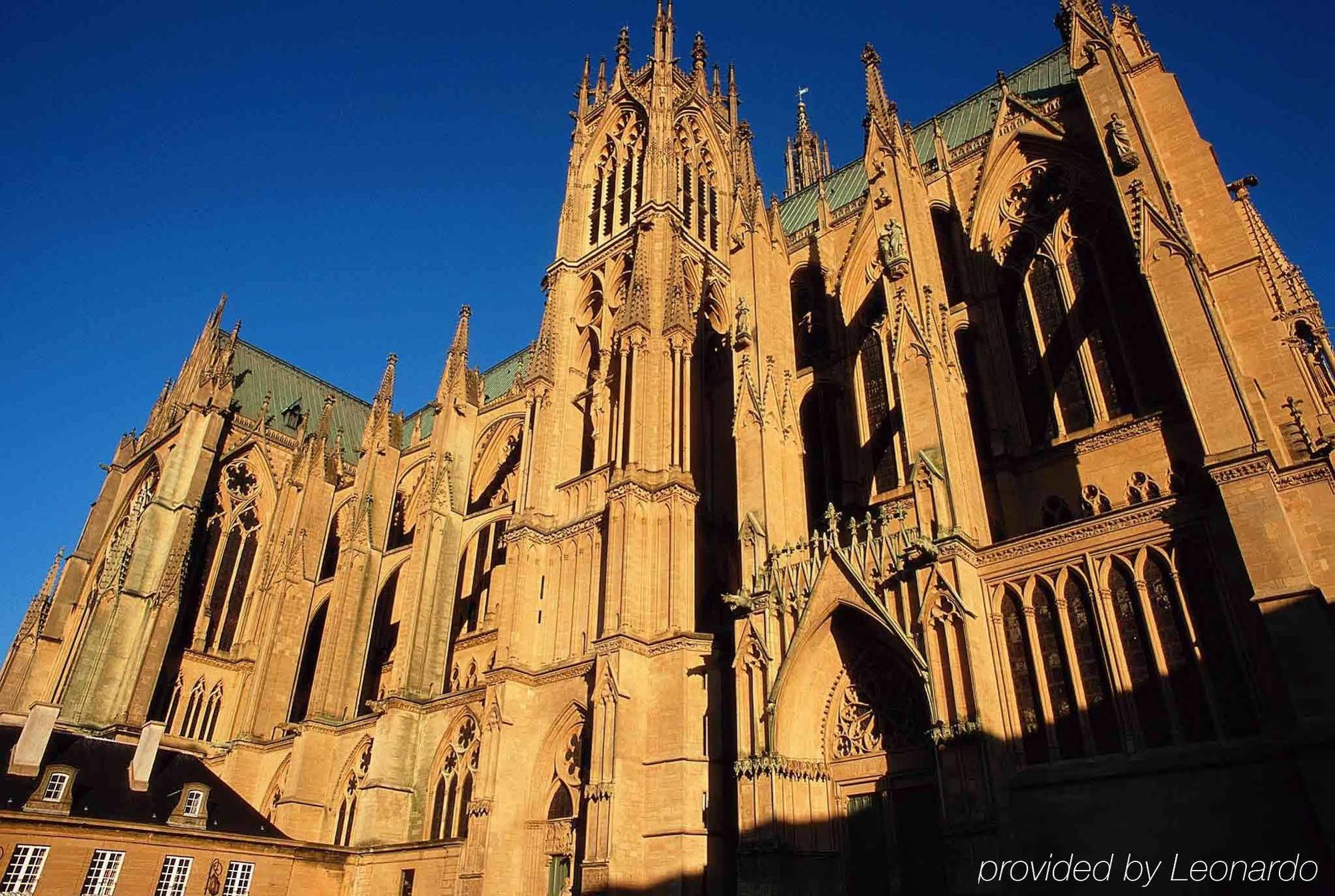 Mercure Rouen Val De Reuil Валь-де-Рёй Экстерьер фото